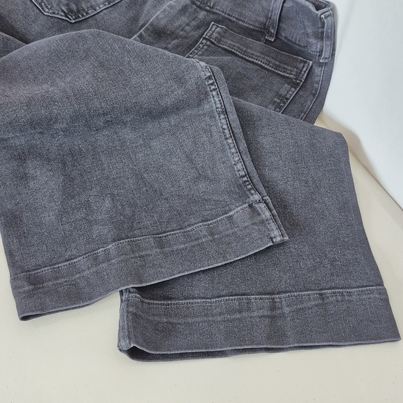 Mauve The Colette Denim High-Rise Cropped Wide-Leg Jeans  Wash Black - Size 31P - Picture 14 of 16